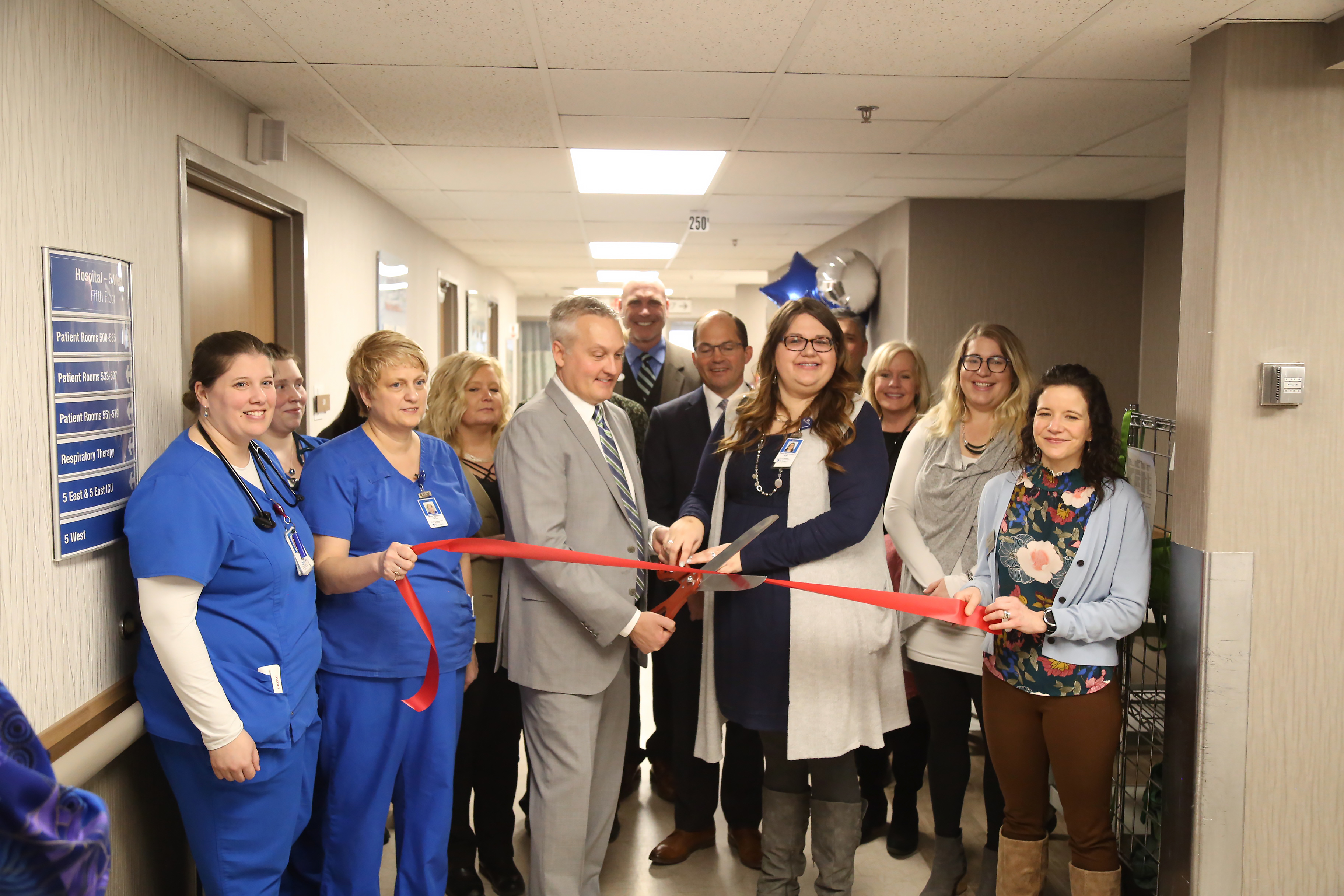 St. Luke's 5 West Ribbon Cutting