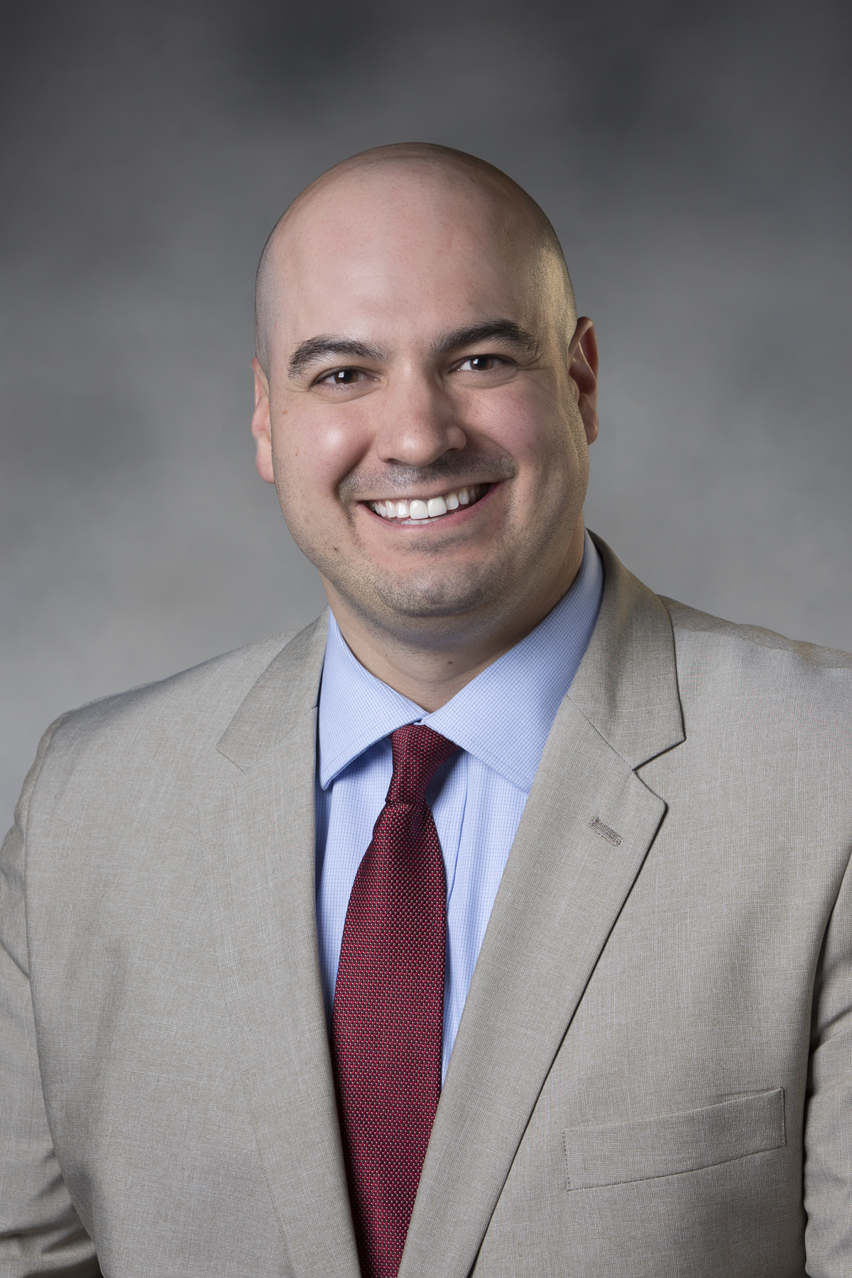 Dr. Roberto Fernandez, St. Luke’s Regional Cancer Center